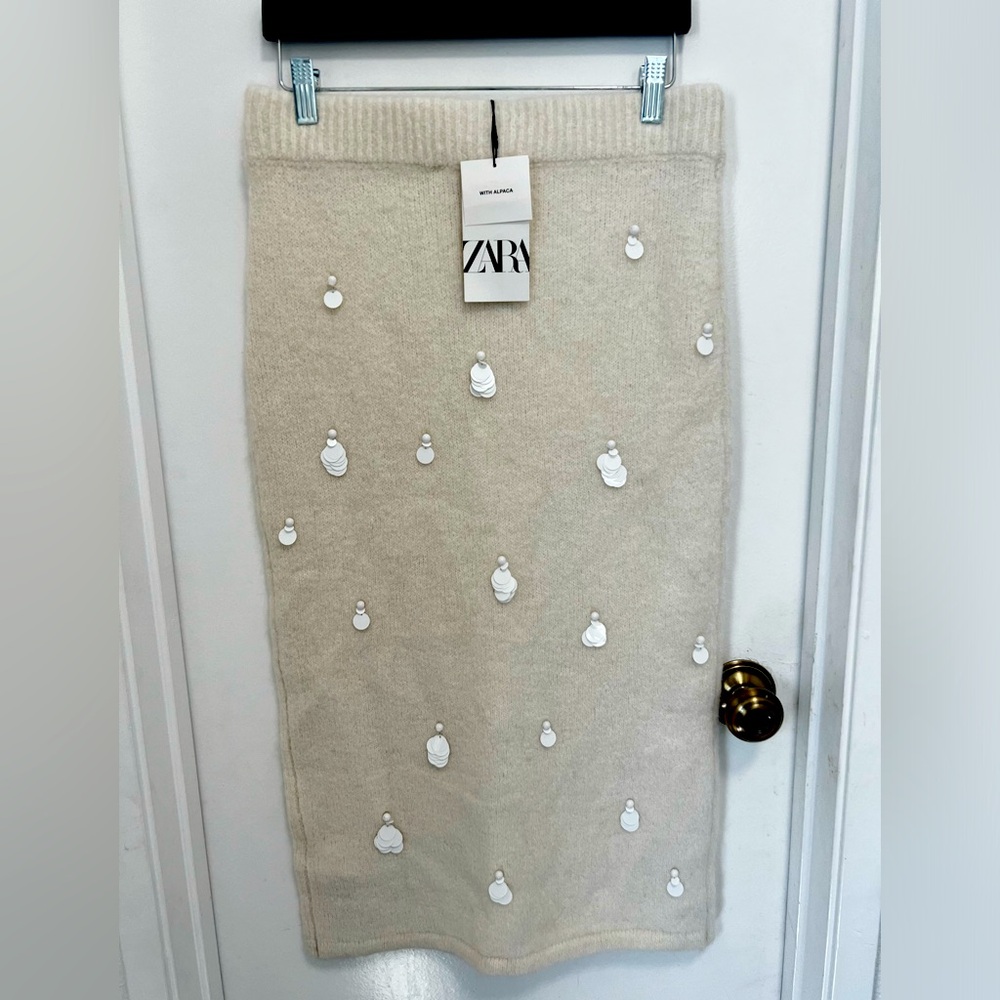 NWT Zara Cream Midi Skirt With  White Detailing